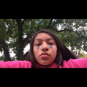 Meet your Posher, Daniela